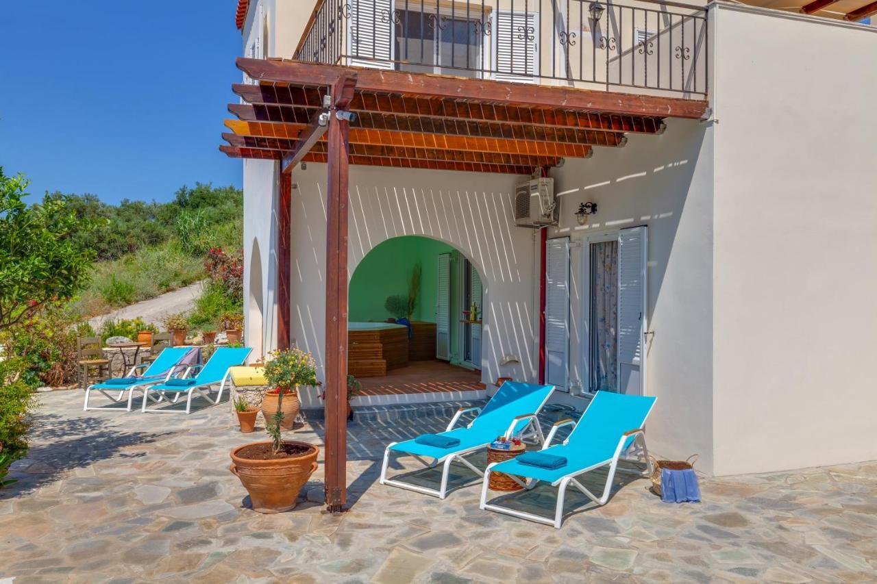 Villa Kallisti - Artemis Kavallos  ภายนอก รูปภาพ